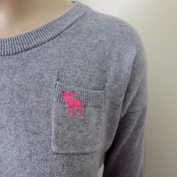 Abercrombie Cropped Sweater Size Small Top Gray - Picture 3 of 4